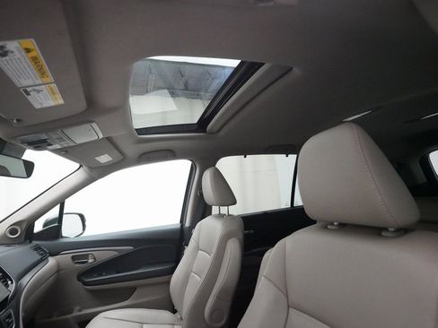 Used 2022 Honda Pilot Special Edition image 32