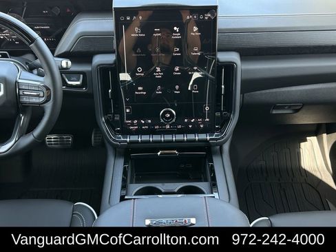 New 2026 GMC Yukon AT4 Ultimate w/ LPO, Floor Liner Package image 12