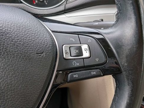 Used 2019 Volkswagen Passat 2.0T Wolfsburg FWD image 25