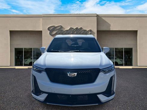 New 2025 Cadillac XT6 Sport image 8