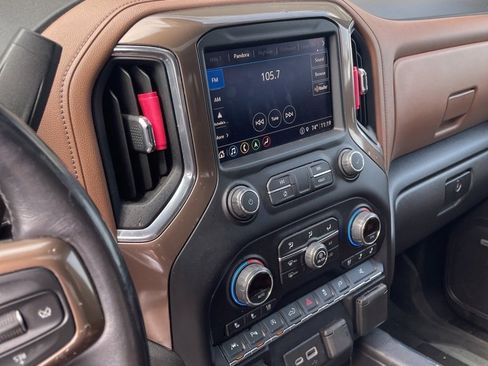 Used 2021 Chevrolet Silverado 1500 High Country w/ Technology Package image 14