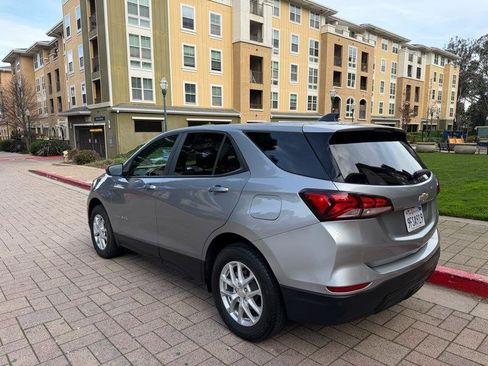 Used 2023 Chevrolet Equinox LS AWD/4WD image 12