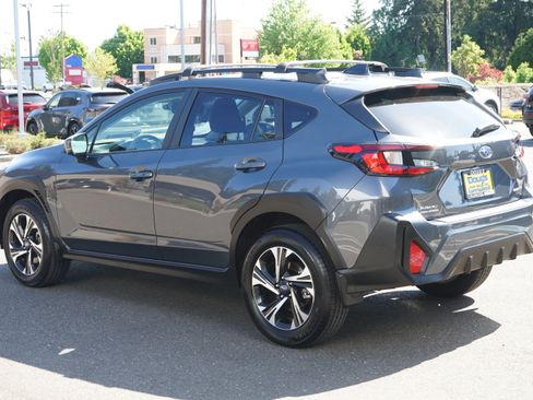 Used 2024 Subaru Crosstrek 2.0i Premium AWD/4WD image 6
