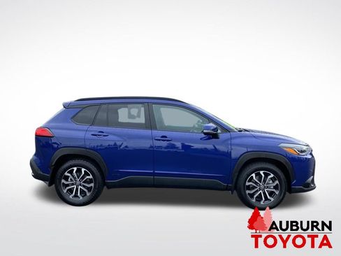 Used 2024 Toyota Corolla Cross AWD Hybrid image 7