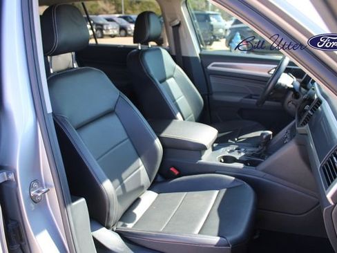 Used 2021 Volkswagen Atlas SE w/ Panoramic Sunroof Package image 11