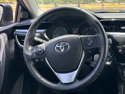 Used 2015 Toyota Corolla S FWD image 17
