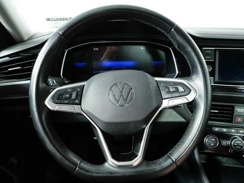 Certified 2024 Volkswagen Jetta SE FWD image 9