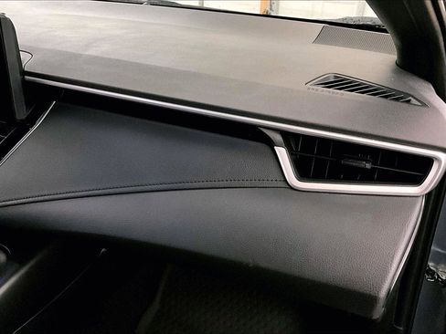 Used 2024 Toyota Corolla SE image 15