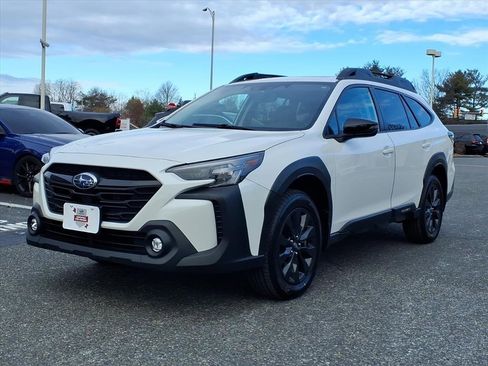 Certified 2023 Subaru Outback Onyx Edition image 3