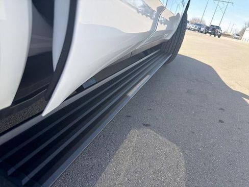 Used 2025 GMC Yukon AT4 Ultimate w/ LPO, Floor Liner Package AWD/4WD image 15