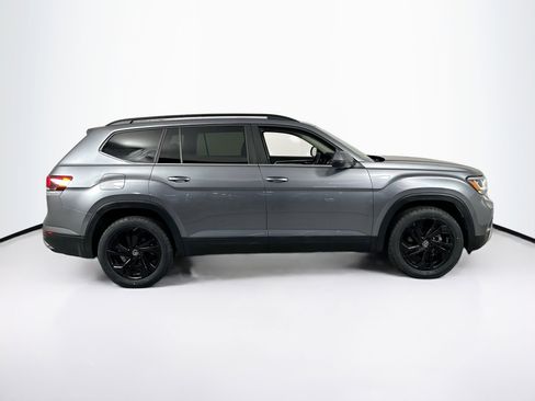 Used 2023 Volkswagen Atlas SE image 4