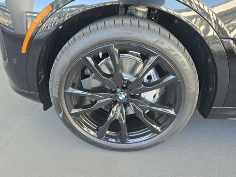 New 2026 BMW X7 xDrive40i w/ M Sport Package image 9