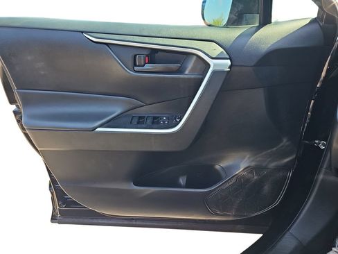 Used 2022 Toyota RAV4 LE FWD image 26