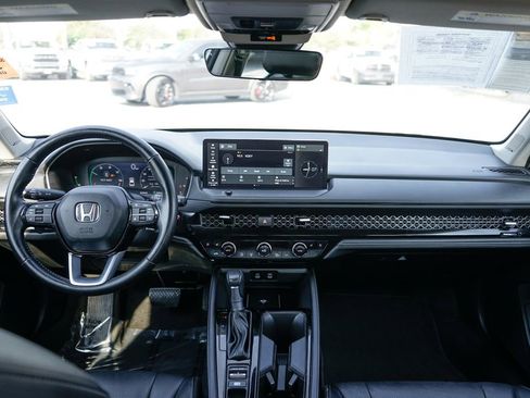 Used 2024 Honda Accord Touring image 26