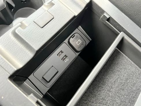 Used 2022 MAZDA CX-5 Carbon Edition image 33