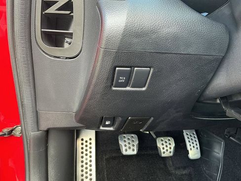 Used 2003 Nissan 350Z Enthusiast w/ Aerodynamics Pkg image 13