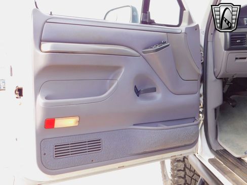 Used 1995 Ford Bronco image 15