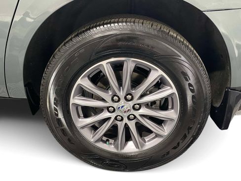 Used 2023 Buick Enclave Essence w/ LPO, Floor Liner Package FWD image 7