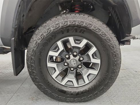 Used 2023 Toyota Tacoma TRD Off-Road image 27