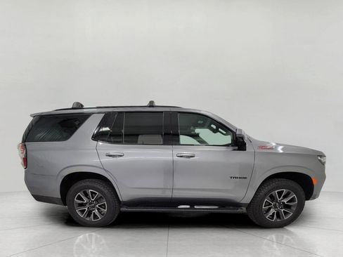 Used 2021 Chevrolet Tahoe Z71 w/ Luxury Package AWD/4WD image 11