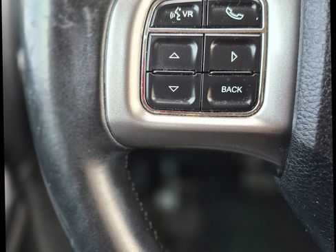 Used 2017 Dodge Journey Crossroad FWD image 29