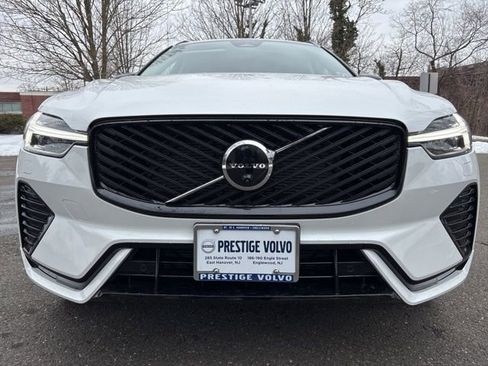 New 2026 Volvo XC60 B5 Ultra w/ Protection Package Premier image 2