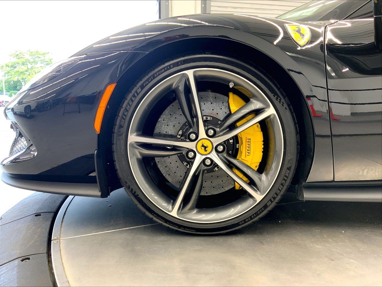 Used 2023 Ferrari 296 GTB RWD image 2