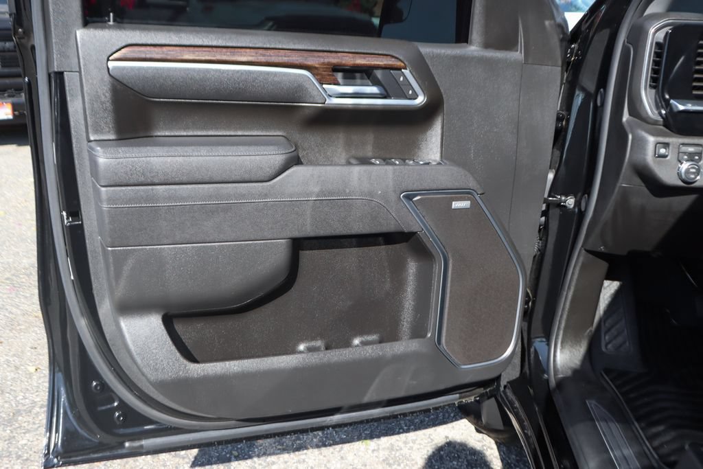 Used 2026 GMC Sierra 1500 Elevation w/ Preferred Package AWD/4WD image 14