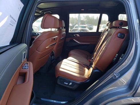 New 2026 BMW X7 M60i image 7