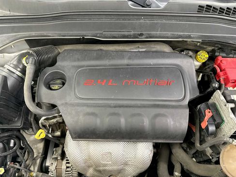Used 2018 Jeep Renegade Sport w/ Power & Air Group AWD/4WD image 23