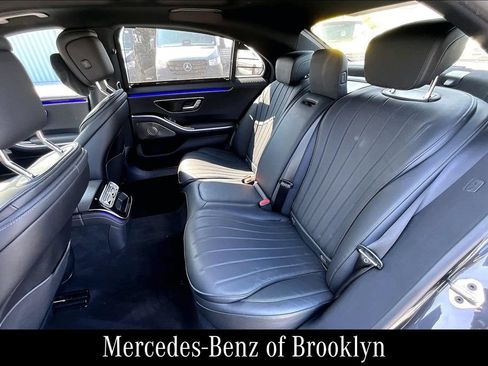 Certified 2023 Mercedes-Benz S 500 4MATIC image 22