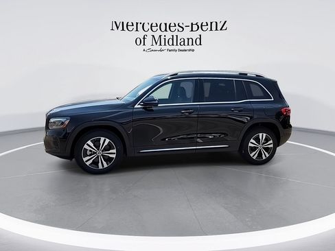 New 2025 Mercedes-Benz GLB 250 image 5