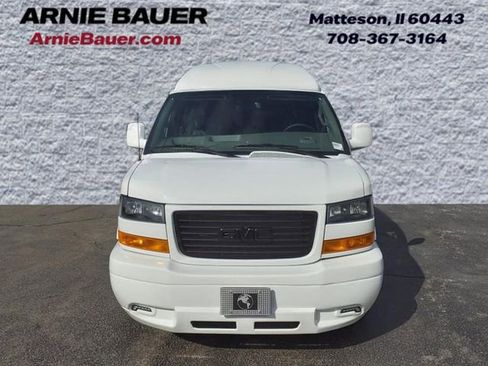 New 2025 GMC Savana 2500 Extended w/ Driver Convenience Package image 4
