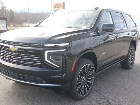 New 2026 Chevrolet Tahoe High Country image 3