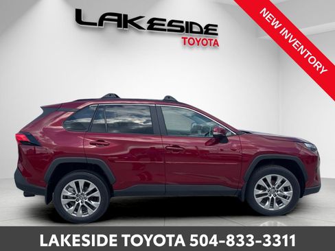 Certified 2025 Toyota RAV4 XLE Premium image 8