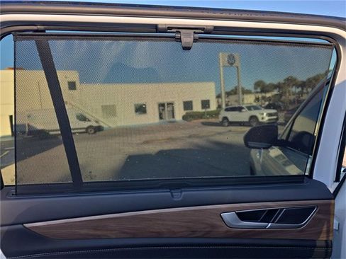 New 2026 Volkswagen Atlas SE image 10