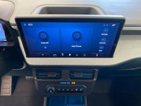 New 2025 Ford Maverick XLT image 21