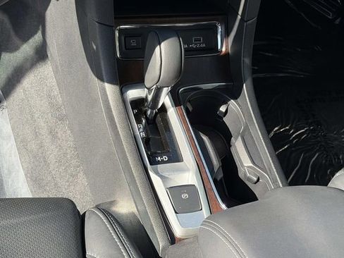 Used 2023 Subaru Ascent Touring AWD/4WD image 24