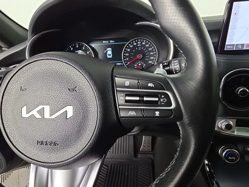Used 2023 Kia Stinger GT2 AWD/4WD image 29