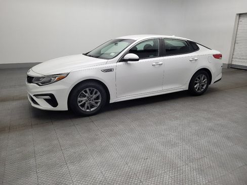Used 2019 Kia Optima LX image 2
