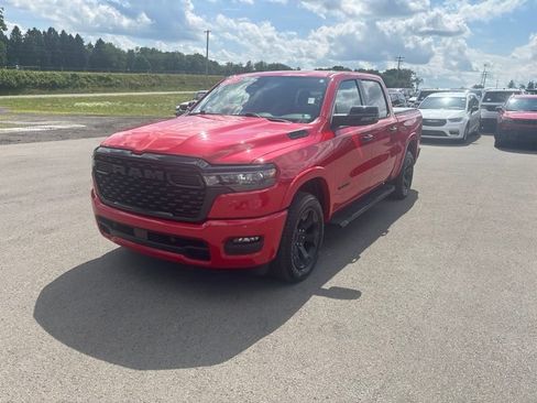 Used 2025 RAM 1500 Big Horn AWD/4WD image 7