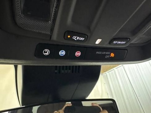 Used 2022 GMC Sierra 1500 Elevation AWD/4WD image 37