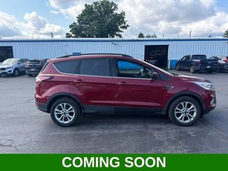 Used 2018 Ford Escape SEL AWD/4WD video 1