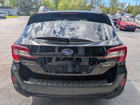 Used 2015 Subaru Outback 2.5i Premium AWD/4WD image 11