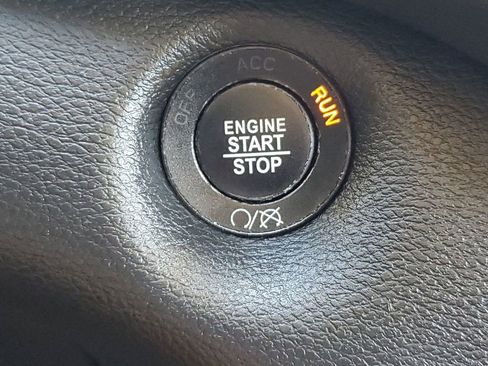 Used 2021 Jeep Cherokee Trailhawk w/ Sun, Sound & Nav Group image 42