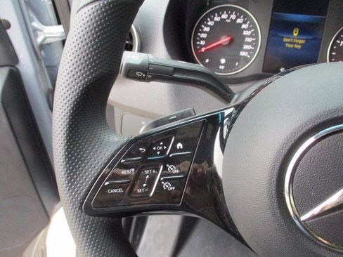 Used 2025 Mercedes-Benz Sprinter 2500 image 13