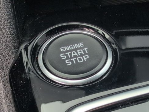 Used 2025 Kia Sportage EX w/ Premium Package image 23