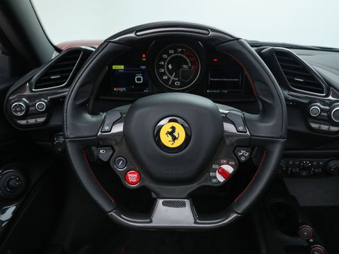 Certified 2019 Ferrari 488 Pista Spider RWD image 6