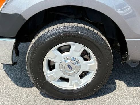Used 2013 Ford F150 XL w/ Mid Equipment Group RWD image 22