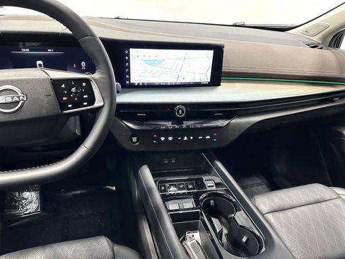 Used 2025 Nissan Murano Platinum w/ Cargo Package image 24